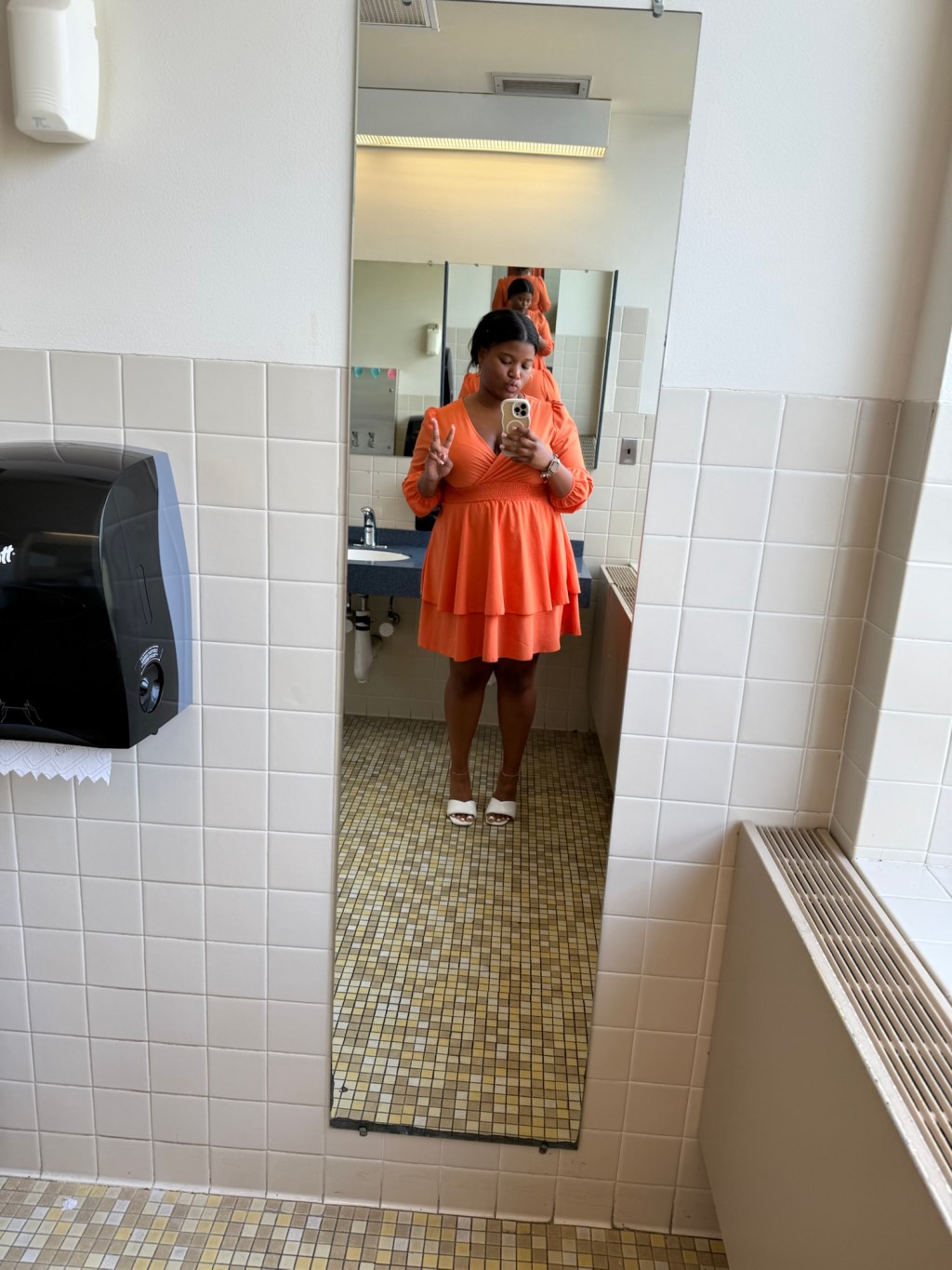 Working a 9–5 While Building a Dream: Why I’m Still Clocked&nbsp;In